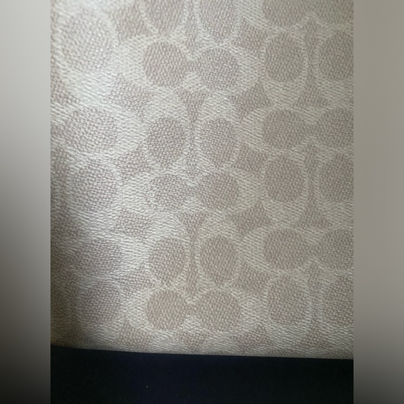 Coach Charlie Bucket shoulder Bag In Signature Canvas - Picture 8 of 17